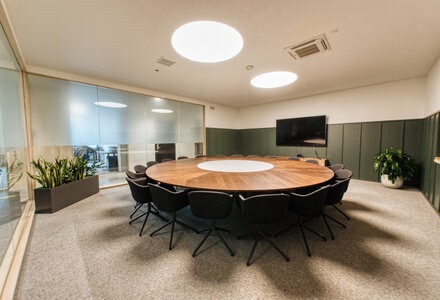 M1 - Board Room